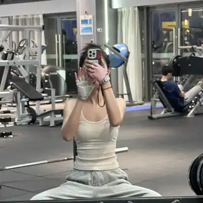 黄翔